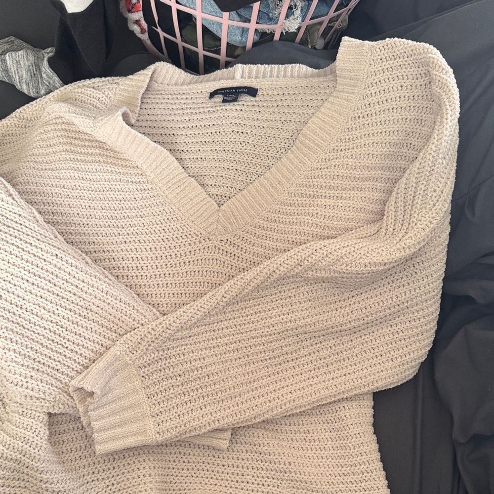 American Eagle Outfitters Beige V-Neck Sweater